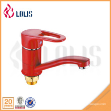 Fabrication en gros de gros de la Chine en gros robinets de lavabos rouges à poignées rouges